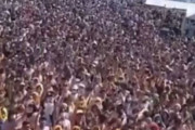 【韓国の反応】確診者急増するのに…日本「ノーマスク」音楽フェスティバル、非難殺到。韓国の反応「政府のコロナ遊びに中毒になった多くの人々。入国禁止にしろ。」