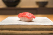 海外「これは俺だな」日本人が制作中のゲーム「寿司を食べないと死ぬぜ！」をプレイしてみたい？