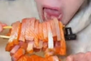 海外「同じ中国人として恥ずかしい」日本のシーフードビュッフェで迷惑行為の中国人YouTuberが大炎上
