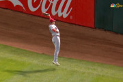 大谷翔平も驚いた味方守備の超絶ファインプレーに全米騒然！←「なおエ」(海外の反応)