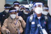 韓国紙「オミクロン発生国から入国した2人感染 ... "変異かどうか分析中"」韓国の反応
