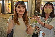 海外視聴者「ナイスな出会い！」外国人がカメラを持って東京の街を歩いていると…？