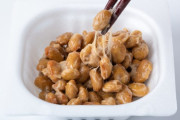 韓国人「お前ら日本の納豆って食べたことある？」→「毎朝食べてるんだけど」「味よりそのねっとりするのが嫌いｗ」「わさび少し混ぜて食べるとおいしいよ」