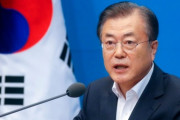 青瓦台首席「今日は素部装独立記念日。文大統領、日本輸出規制に対する "外交的解決" 建議に憤怒。当時の裏話」