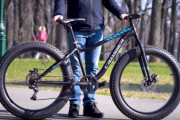 この自転車…ホイールが無い！？ 手作りアイデアに寄せられたコメントをご紹介 海外の反応