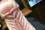 後ろから見た女性の髪形に大人ビジョンホルダーたちが激震