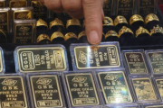 韓国人「あの時買わなくてよかった…」高値から急落した金価格、ゴールドバーの人気も急減