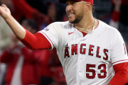 【海外の反応】アニメ好きのエ軍クローザーが約束したこと【MLB】