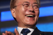 【悲報】韓国人「米韓通貨スワップに文在寅の外交力は関係無かった‥単に米国が韓国が潰れない様にスワップしてくれただけだった」　韓国の反応