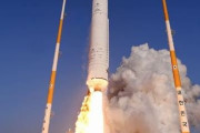 韓国人「韓国型宇宙ロケット固体燃料エンジン開発の道が開かれるか？！」韓米政府がロケットの推進力と射程制限を解除する内容の「韓米ミサイル指針」改正を議論