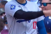 【59盗塁目の秘話】大谷翔平がバーンズにダブルスチール作戦をジェスチャーしていた