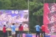 海外「タイの祭りで発射された謎のロケットwwwwww」