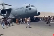 タリバンがアフガニスタン制圧、カブール国際空港が大パニックに(海外の反応)