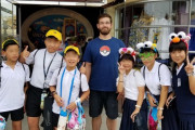 外国人「日本で旅行しただけで写真撮影を求められたよ！」