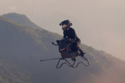 【海外】「『スター・ウォーズ』のスピーダーバイクが現実に！ ジェダイが夢見た未来が今ここに」