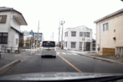 韓国人「韓国人が日本人の運転マナーに感動！」日本は車の運転文化だけは一流！その運転マナーがこちらです‥ﾌﾞﾙﾌﾞﾙ　韓国の反応
