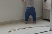 ネッコ「ワイネッコ監視員。ちび人間の安全を守るにゃん。ついで躾もしてやるにゃん。」