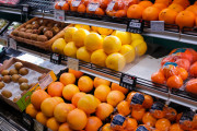 海外「実現しろ」日本で上がっている食料品の消費税0％案に海外興味津々！（海外の反応）