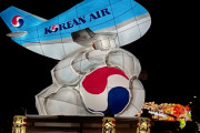 【驚愕】韓国人「今年の夏、旅行中に偶然韓国の祭りを観ることに！」