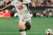 フランス人「点取り屋だ」上田綺世、左足一閃でゴール！今季8戦6発の大暴れ！初黒星も現地サポ絶賛！【海外の反応】