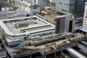 海外「凄い！」新宿の巨大バスターミナルに海外興味津々！（海外の反応）