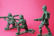 太平洋戦争終戦 →しかし29年間も終戦を迎えることなく潜伏していた男「人としては最悪さが、軍人としては真の軍隊」「善悪の判断がつかないほど、本当に狂っていた」海外の反応