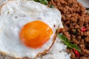 日本の羽田空港に「タイ料理も買える自動販売機」が誕生してタイ人も大喜び！【タイ人の反応】