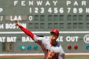 大谷翔平が聖地で103年ぶりに成し遂げた偉業！←「レべチの偉大さ」（海外の反応）