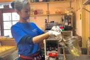 外国人からも称賛の嵐！！コロナ禍でも努力し続ける美人ラーメン屋オーナーがカッコいい！！