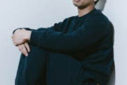 [韓国の反応]日本の18～39歳の四人に一人が性交の経験がないそうですね韓国ネット民「連中は本気で魔法が使えるようになると信じてるんじゃないか？」