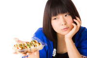 日本のたこ焼き屋がタコの存在を諦めてて笑ったｗｗｗ【タイ人の反応】
