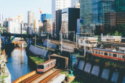 御茶ノ水駅のレトロな電車の風景が話題に 海外の反応