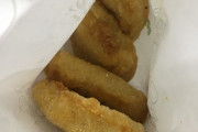 台湾人「モスバーガーのチキンナゲットが薄くなってる！実質値上げ！ヒドイ！」　台湾の反応