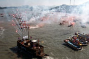 韓国人「空母級？倭寇船を全滅させた朝鮮海軍の長さ32m、140t最強軍艦が466年ぶりに復元される！軍事機密、李舜臣将軍の「パンオクソン（板屋船）」　韓国の反応