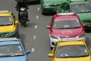 韓国人「タイ人が韓国人を鉄棒で暴行！」メーターを付けて欲しいと願った韓国人観光客をタイのタクシー運転手が暴行し、スマフォを奪って逃走！　韓国の反応