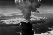 ロシア人「なぜ日本は親米なの？広島と長崎の原爆を忘れたの？」