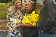 【海外】普通の午後を期待して外へ出た彼女が、新たな人生の扉を開く鍵を手に入れた話