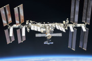 海外「むき出しの配線が気になるんですけど！」国際宇宙ステーションでもオリンピック開催ｗ