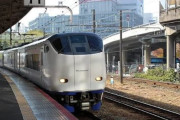 海外「25秒早く出発しただけで謝罪する日本の鉄道！」→ドイツ人「一方ドイツでは……」