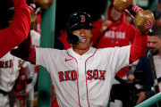 【海外の反応】吉田正尚が3試合連続グリーンモンスター直撃【MLB】