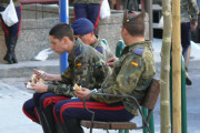 【海外の反応】みんなの国の軍隊や警察は右翼やファシストばかりか？