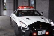 【海外の反応】「日本のパトカーが美しすぎる」日本のGT-Rパトカー。