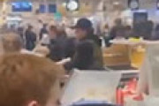海外「このパニックは気の毒だわ」 イケアがロシアの全店舗営業停止→閉店前日の映像が話題