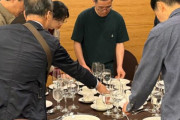 退職後の中高年がホテル業へ再就職、韓国では「重労働で給料は安い」と現実を指摘する声