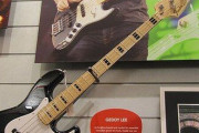 海外「なんで日本人はジャズベースが好きなんだ？」日本の音楽とベースに対する海外の反応