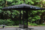 【韓国の反応】同性愛者の出会いの場に転落した日本の町の公園「ラブホテルが宿泊拒否のせい」…韓国の反応「あえて公共の場所でする必要はない。何が宿泊拒否のせいなのか。」