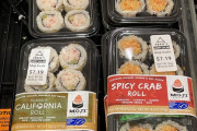 アメリカ人「ガソリンスタンドの寿司って買ってもいいと思う？」