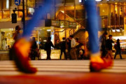 韓国人「日本の国民性あって生き残っている産業、レンタルショップTSUTAYAについて調べてみよう」