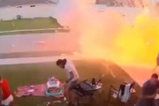 穏やかな家族パーティが0.5秒で恐怖の逃走劇に変わるとき…花火の管理をナメてはいけない実例