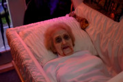 入居者がお化けに！ハロウィンイベントで老人ホームがお化け屋敷に大変身！地元の子供たち400人以上が訪れる大盛況に！